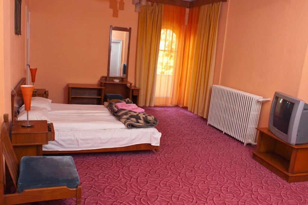 Hotel Cerna Băile Herculane 部屋 写真