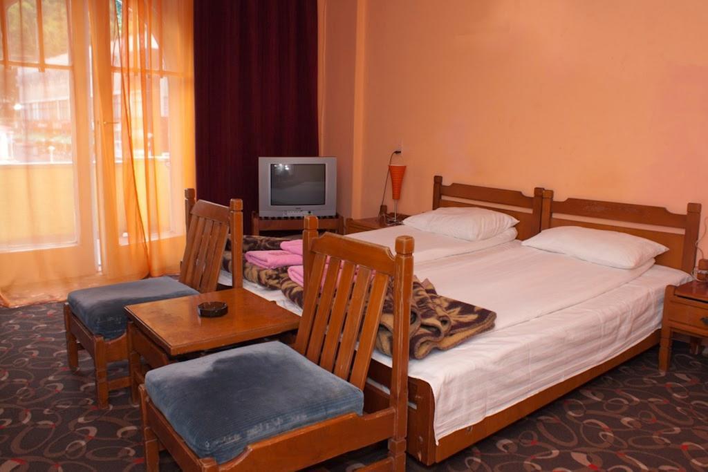 Hotel Cerna Băile Herculane 部屋 写真