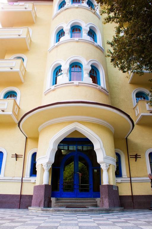Hotel Cerna Băile Herculane エクステリア 写真